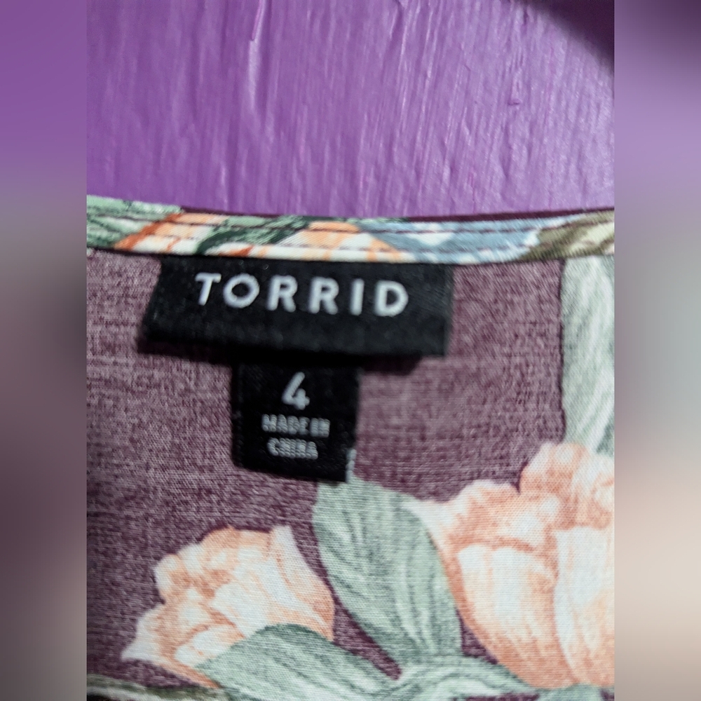 Torrid Purple Floral Stretch Challis Blouse 4X 26 *FLAW MISSING TIE WAIST - Picture 4 of 6